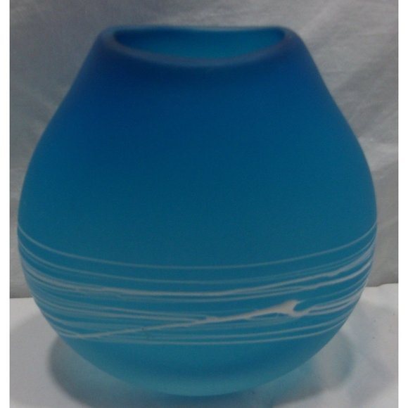 Blenko?? Style Blue to Turquoise Glass Vase 6 1/4" - Picture 7 of 8